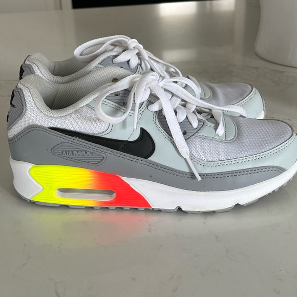 Never Used Nike Air Max! - Picture 2 of 5